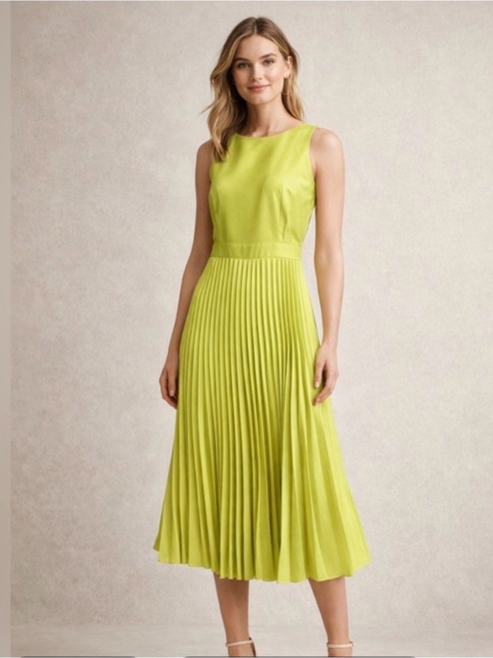 Banana Republic Green Sleeveless Pleated Cut-Out Back Midi Dress